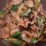 ニラと玉ねぎの豚肉炒め(^^)